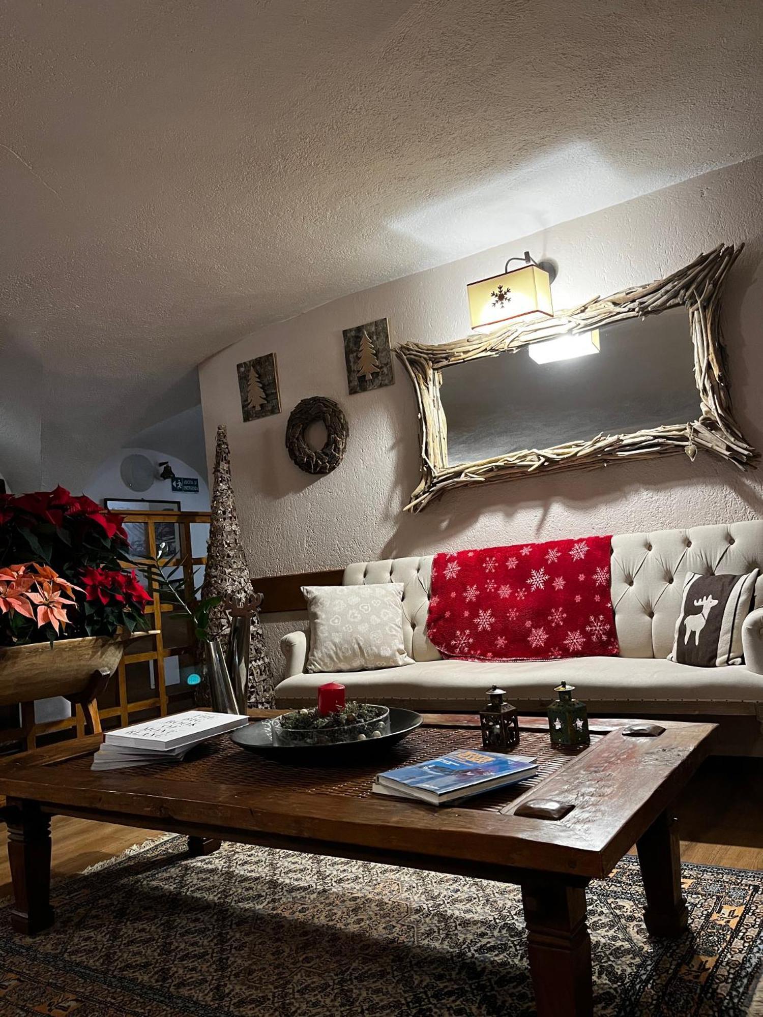 Hotel Coeur Du Village La Thuile Dış mekan fotoğraf
