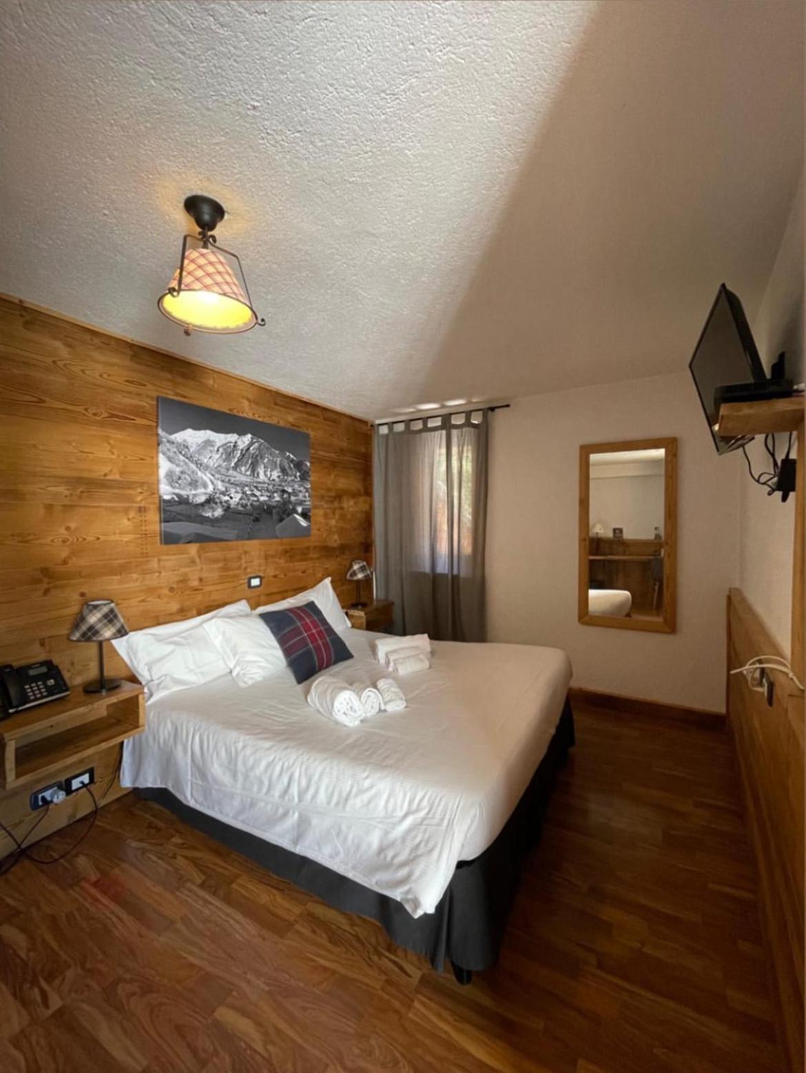 Hotel Coeur Du Village La Thuile Dış mekan fotoğraf