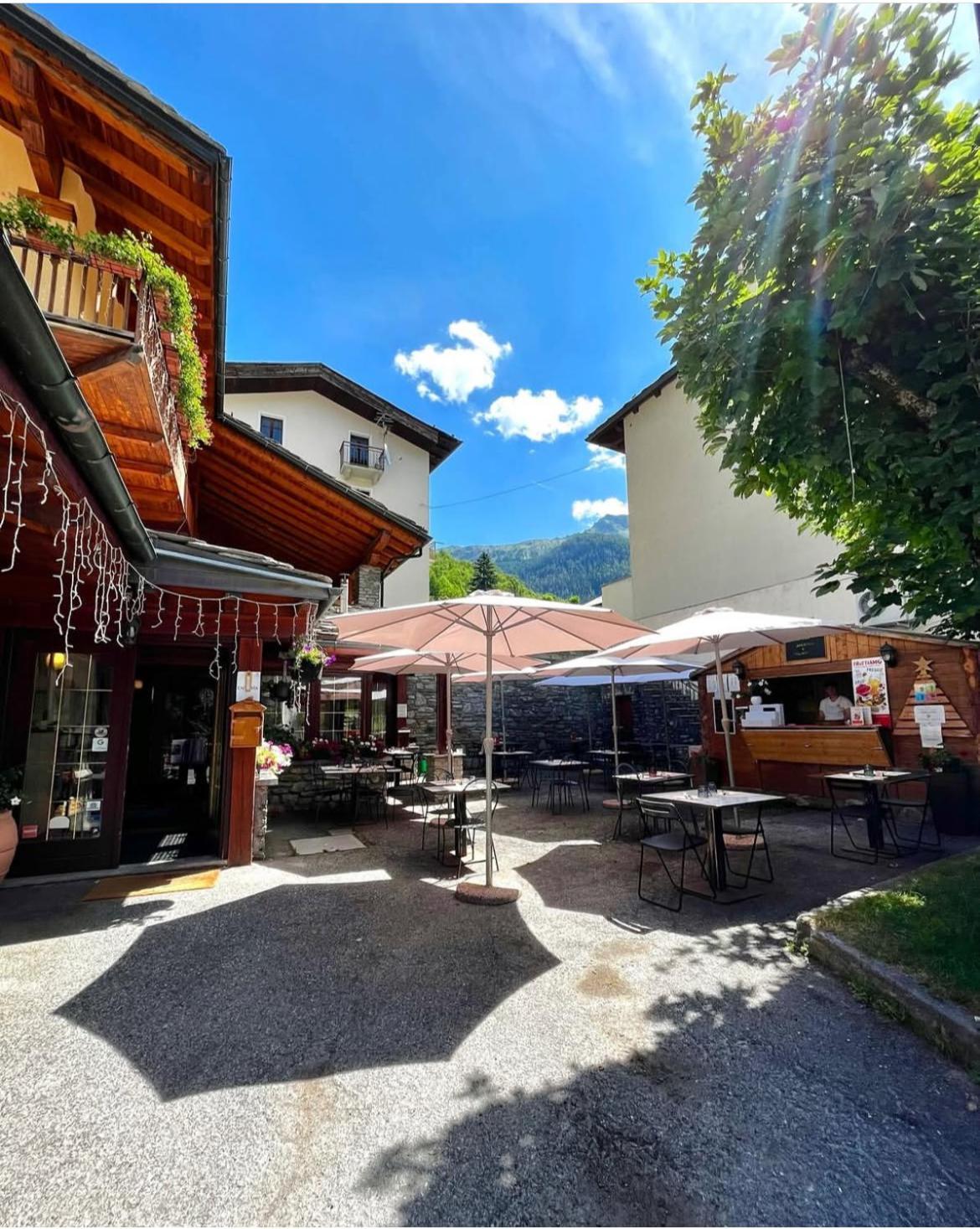 Hotel Coeur Du Village La Thuile Dış mekan fotoğraf